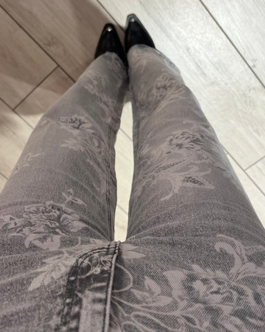 Jeans White Flowers
